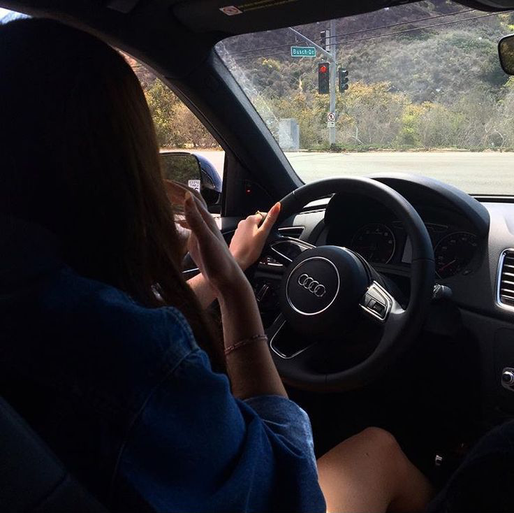 'Ksenia's' Whatsapp picture was a stock image of a woman driving an Audi